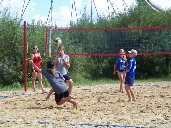 V Otwarty Turniej Plażowej Piłki Siatkowej Mikstów o Puchar Prezydenta Miasta Ostrołęki (24.08.2013) - zdjęcie #34 - eOstroleka.pl