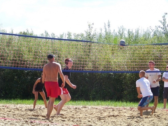 V Otwarty Turniej Plażowej Piłki Siatkowej Mikstów o Puchar Prezydenta Miasta Ostrołęki (24.08.2013) - zdjęcie #25 - eOstroleka.pl