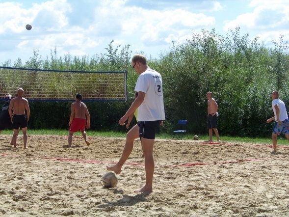 V Otwarty Turniej Plażowej Piłki Siatkowej Mikstów o Puchar Prezydenta Miasta Ostrołęki (24.08.2013) - zdjęcie #19 - eOstroleka.pl