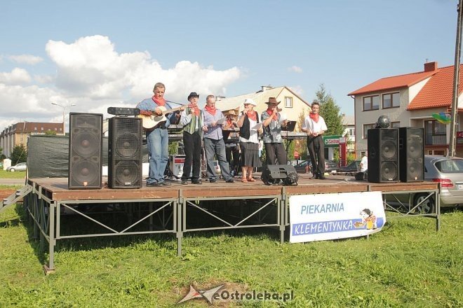 Festyn osiedla Pomian i Bursztynowe [24.08.2013] - zdjęcie #34 - eOstroleka.pl