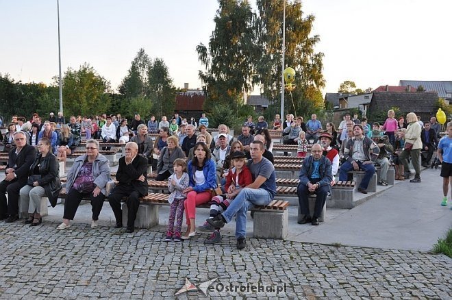Miodobraniowa Noc Kabaretowa w Myszyńcu [24.08.2013] - zdjęcie #73 - eOstroleka.pl