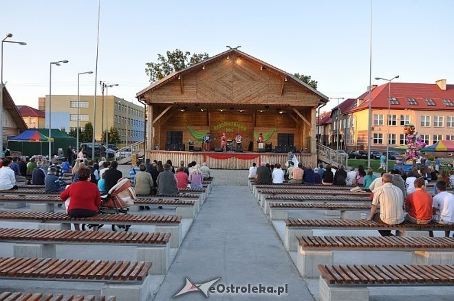 Miodobraniowa Noc Kabaretowa w Myszyńcu [24.08.2013] - zdjęcie #28 - eOstroleka.pl