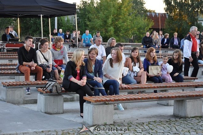 Miodobraniowa Noc Kabaretowa w Myszyńcu [24.08.2013] - zdjęcie #57 - eOstroleka.pl