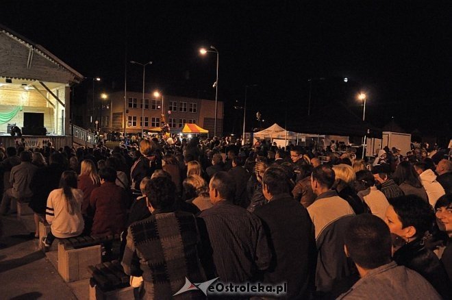 Miodobraniowa Noc Kabaretowa w Myszyńcu [24.08.2013] - zdjęcie #46 - eOstroleka.pl