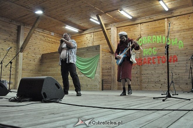 Miodobraniowa Noc Kabaretowa w Myszyńcu [24.08.2013] - zdjęcie #12 - eOstroleka.pl