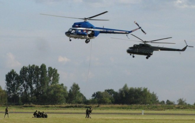 Międzynarodowe Pokazy Lotnicze Air Show Radom 2013 - zdjęcie #3 - eOstroleka.pl