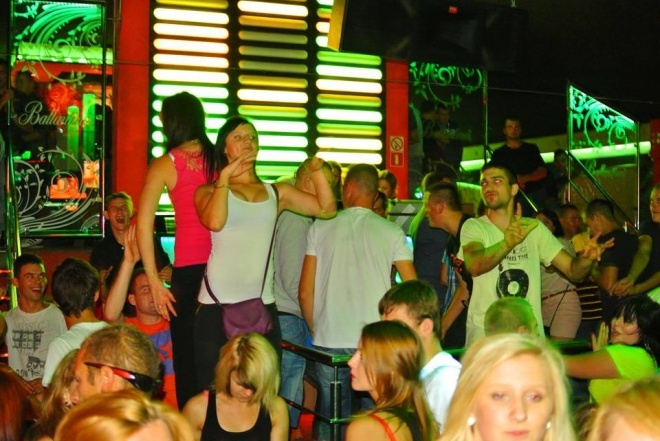 Club Ibiza Zalesie: Występ zespołu Extazy - zdjęcie #58 - eOstroleka.pl
