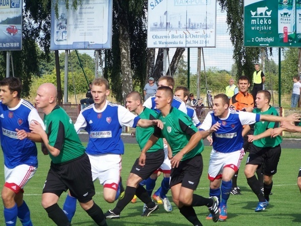 Narew Ostrołęka - MKS Ciechanów (25.08.2013) - zdjęcie #49 - eOstroleka.pl