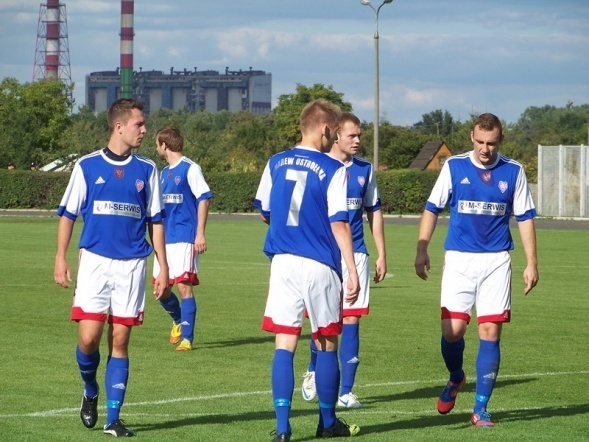 Narew Ostrołęka - MKS Ciechanów (25.08.2013) - zdjęcie #40 - eOstroleka.pl