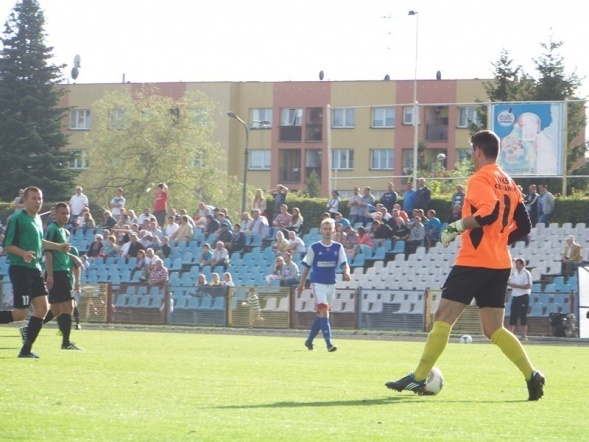 Narew Ostrołęka - MKS Ciechanów (25.08.2013) - zdjęcie #22 - eOstroleka.pl