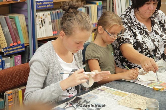 Twórcze spotkania z decoupage w Gminnej Bibliotece Publicznej w Rzekuniu [27.08.2013] - zdjęcie #10 - eOstroleka.pl