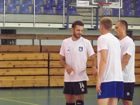 SPARING Energa Pekpol Ostrołęka - Ślepsk Suwałki (28.08.2013) - zdjęcie #43 - eOstroleka.pl