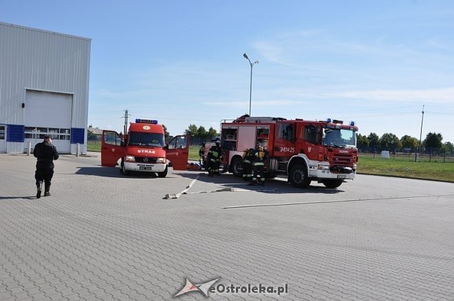Ćwiczenia pożarnicze i ratownictwa chemiczno-medycznego w Baranowie [29.08.2013] - zdjęcie #12 - eOstroleka.pl