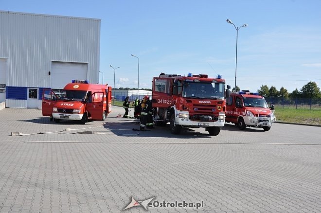 Ćwiczenia pożarnicze i ratownictwa chemiczno-medycznego w Baranowie [29.08.2013] - zdjęcie #13 - eOstroleka.pl