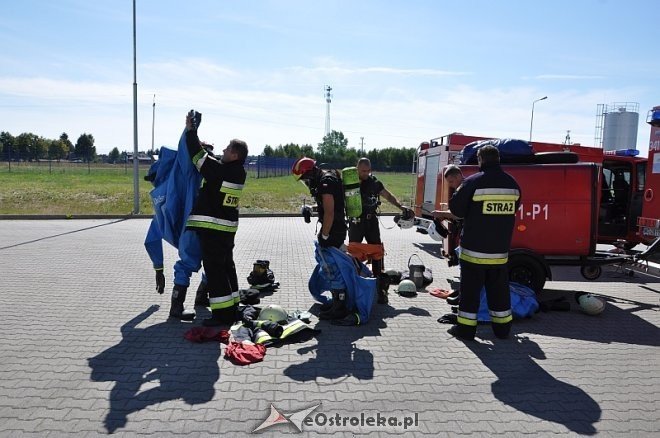 Ćwiczenia pożarnicze i ratownictwa chemiczno-medycznego w Baranowie [29.08.2013] - zdjęcie #23 - eOstroleka.pl