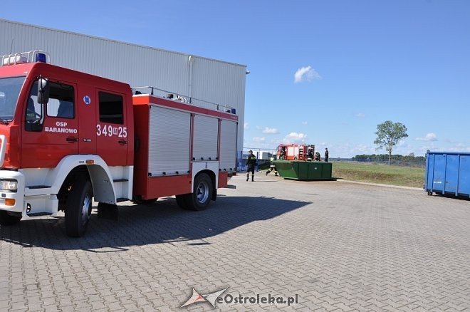 Ćwiczenia pożarnicze i ratownictwa chemiczno-medycznego w Baranowie [29.08.2013] - zdjęcie #24 - eOstroleka.pl