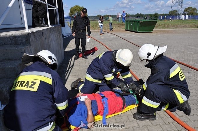 Ćwiczenia pożarnicze i ratownictwa chemiczno-medycznego w Baranowie [29.08.2013] - zdjęcie #20 - eOstroleka.pl