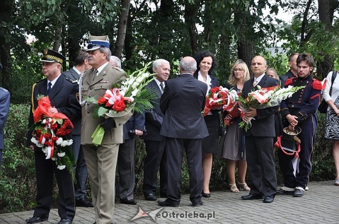 Miejskie obchody 74 rocznicy wybuchu II Wojny Światowej [1.09.2013] - zdjęcie #11 - eOstroleka.pl
