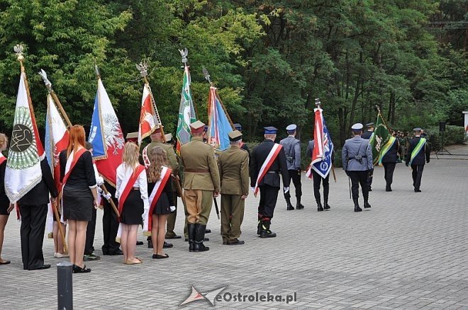 Miejskie obchody 74 rocznicy wybuchu II Wojny Światowej [1.09.2013] - zdjęcie #14 - eOstroleka.pl