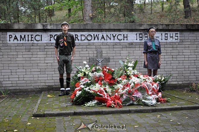 Miejskie obchody 74 rocznicy wybuchu II Wojny Światowej [1.09.2013] - zdjęcie #66 - eOstroleka.pl
