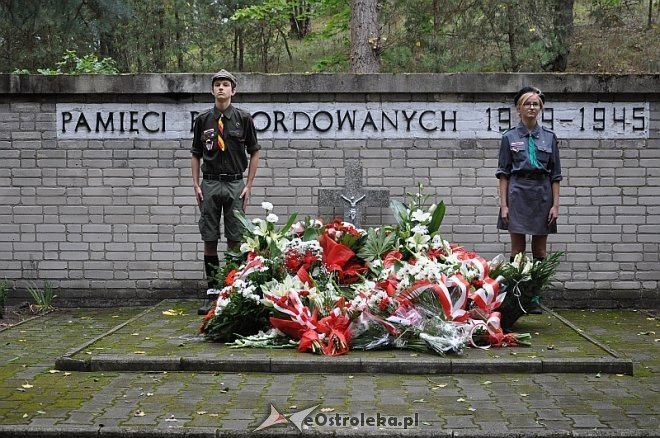 Miejskie obchody 74 rocznicy wybuchu II Wojny Światowej [1.09.2013] - zdjęcie #67 - eOstroleka.pl