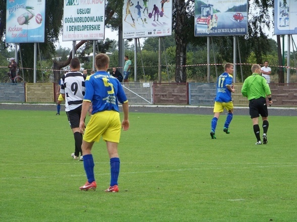 Korona HiD Ostrołęka - Ostrovia Ostrów Mazowiecka (01.09.2013) - zdjęcie #23 - eOstroleka.pl
