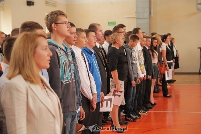 Uroczyste rozpoczęcie roku szkolnego w ZSZ nr 1 w Ostrołęce [02.09.2013] - zdjęcie #12 - eOstroleka.pl