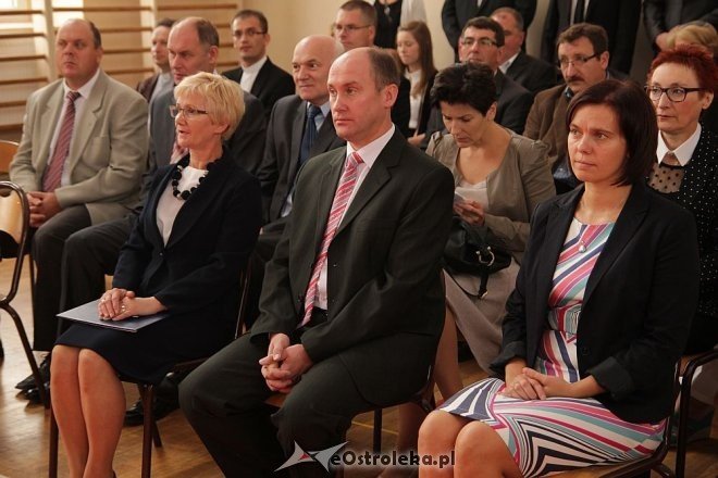 Uroczyste rozpoczęcie roku szkolnego w ZSZ nr 1 w Ostrołęce [02.09.2013] - zdjęcie #2 - eOstroleka.pl