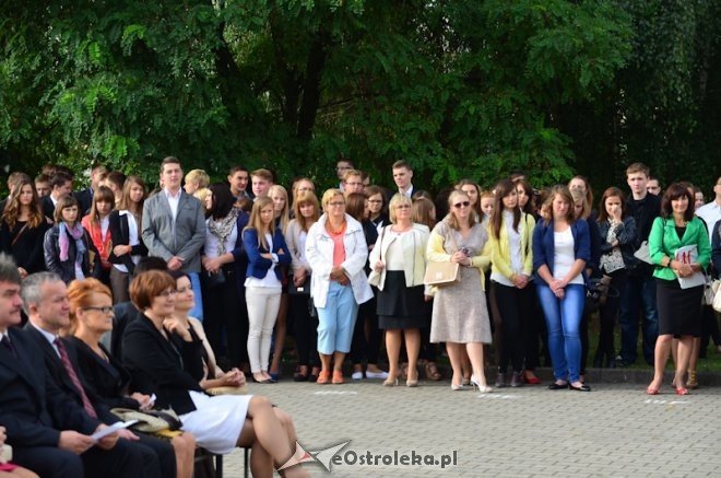 Uroczyste rozpoczęcie roku szkolnego w III LO - zdjęcie #22 - eOstroleka.pl