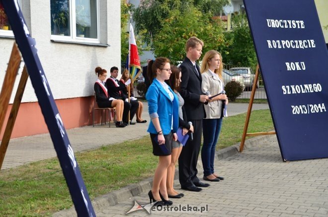 Uroczyste rozpoczęcie roku szkolnego w III LO - zdjęcie #19 - eOstroleka.pl