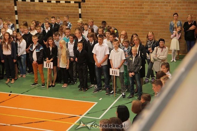 Gimnazjum nr 1 w Ostrołęce: Inauguracja roku szkolnego 2013/2014 [02.09.2013] - zdjęcie #11 - eOstroleka.pl