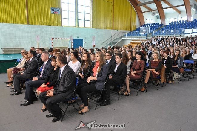 Inauguracja roku szkolnego 2013/2014 I i II LO w Ostrołęce [02.09.2013] - zdjęcie #5 - eOstroleka.pl