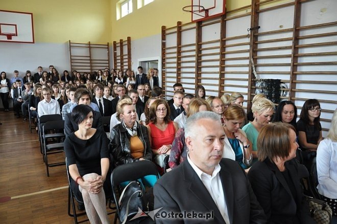 Inauguracja roku szkolnego 2013/2014 I i II LO w Ostrołęce [02.09.2013] - zdjęcie #19 - eOstroleka.pl
