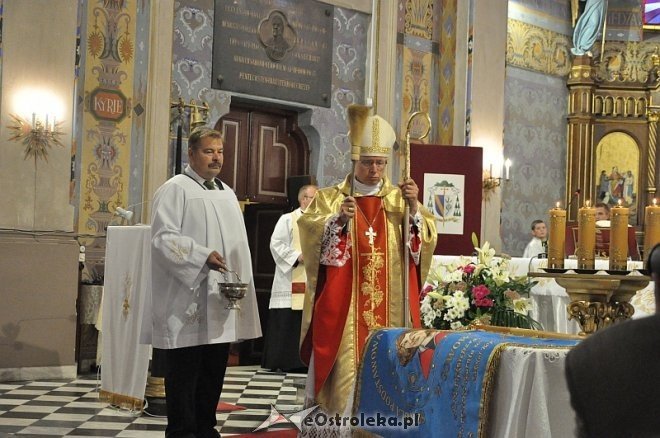 40 – lecie nadania imienia i uroczyste nadanie sztandaru szkole w Goworowie [03.09.2013] - zdjęcie #77 - eOstroleka.pl