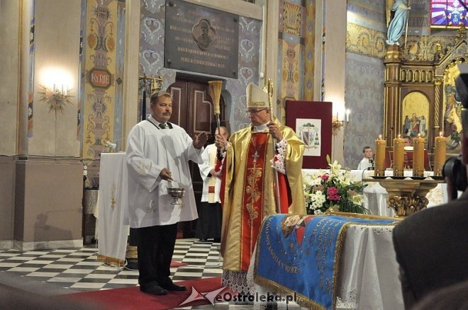 40 – lecie nadania imienia i uroczyste nadanie sztandaru szkole w Goworowie [03.09.2013] - zdjęcie #76 - eOstroleka.pl