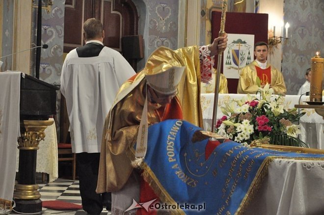 40 – lecie nadania imienia i uroczyste nadanie sztandaru szkole w Goworowie [03.09.2013] - zdjęcie #75 - eOstroleka.pl