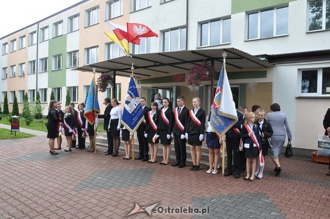 40 – lecie nadania imienia i uroczyste nadanie sztandaru szkole w Goworowie [03.09.2013] - zdjęcie #55 - eOstroleka.pl