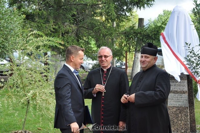 40 – lecie nadania imienia i uroczyste nadanie sztandaru szkole w Goworowie [03.09.2013] - zdjęcie #51 - eOstroleka.pl