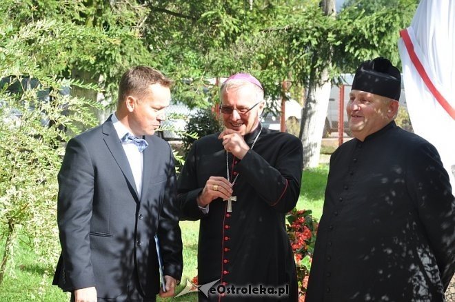 40 – lecie nadania imienia i uroczyste nadanie sztandaru szkole w Goworowie [03.09.2013] - zdjęcie #49 - eOstroleka.pl
