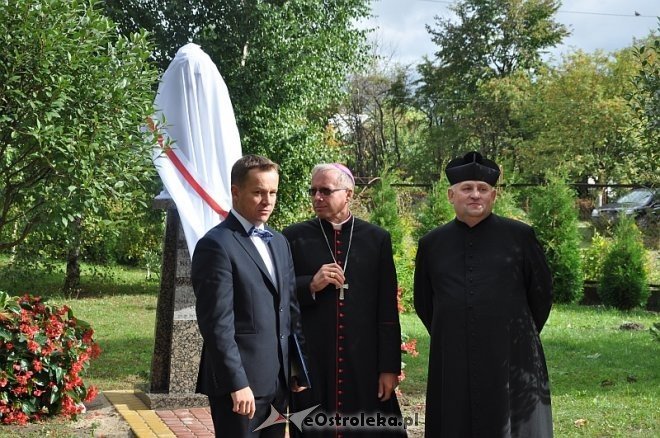 40 – lecie nadania imienia i uroczyste nadanie sztandaru szkole w Goworowie [03.09.2013] - zdjęcie #47 - eOstroleka.pl