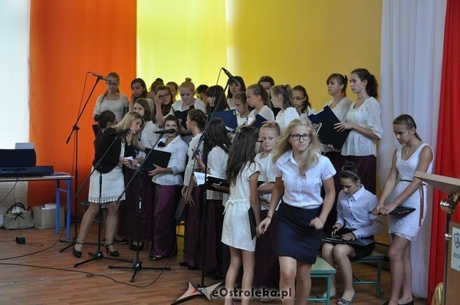 40 – lecie nadania imienia i uroczyste nadanie sztandaru szkole w Goworowie [03.09.2013] - zdjęcie #27 - eOstroleka.pl
