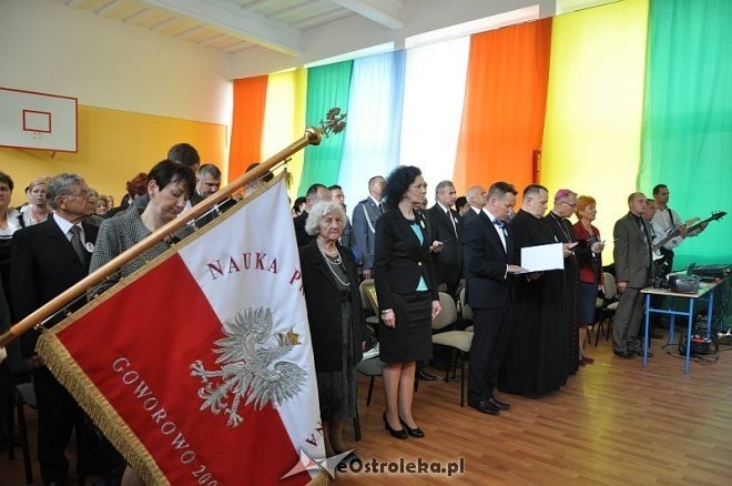 40 – lecie nadania imienia i uroczyste nadanie sztandaru szkole w Goworowie [03.09.2013] - zdjęcie #30 - eOstroleka.pl