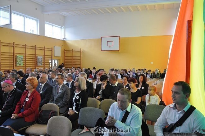 40 – lecie nadania imienia i uroczyste nadanie sztandaru szkole w Goworowie [03.09.2013] - zdjęcie #20 - eOstroleka.pl