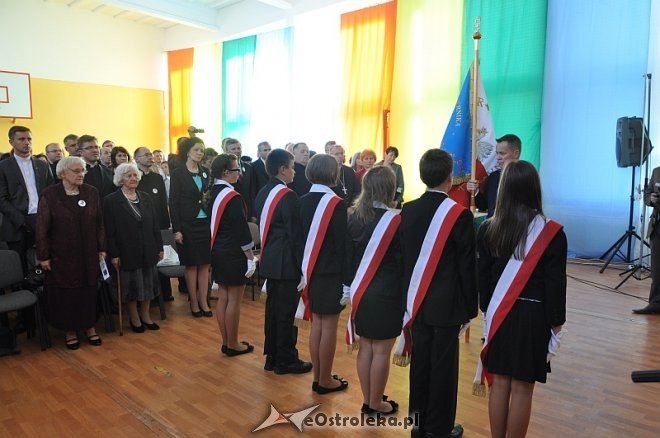 40 – lecie nadania imienia i uroczyste nadanie sztandaru szkole w Goworowie [03.09.2013] - zdjęcie #5 - eOstroleka.pl