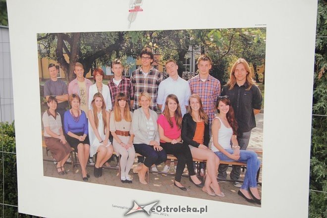 Rocznicowa wystawa I LO na placu Bema [05.09.2013] - zdjęcie #15 - eOstroleka.pl