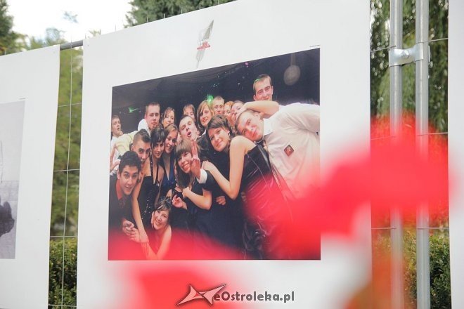 Rocznicowa wystawa I LO na placu Bema [05.09.2013] - zdjęcie #12 - eOstroleka.pl