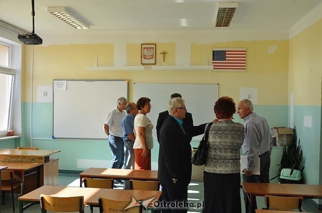 Szkoła Podstawowa nr 1 w Ostrołęce przeszła gruntowną renowację instalacji elektrycznej [05.09.2013] - zdjęcie #18 - eOstroleka.pl