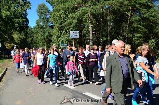 Piesza Pielgrzymka do Dąbrówki - zdjęcie #10 - eOstroleka.pl