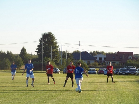 Rzekunianka Rzekuń - Świt Baranowo (08.09.2013) - zdjęcie #3 - eOstroleka.pl