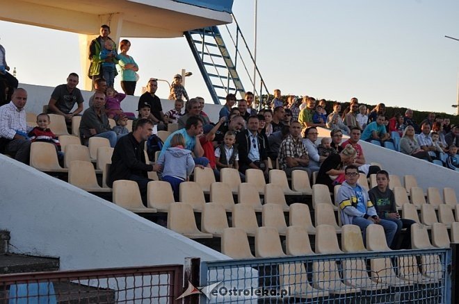 Kaskaderzy Street Owners kolejny raz na miejskim stadionie [08.09.2013]  - zdjęcie #134 - eOstroleka.pl